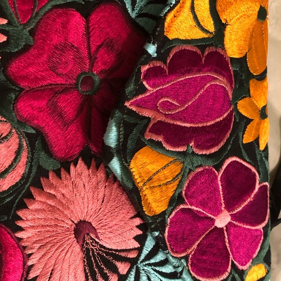 👛 Valerie in style embroidered purse - Picture 1 of 5